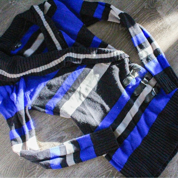 MAJORA long sleeve knit sweater - Picture 1 of 3